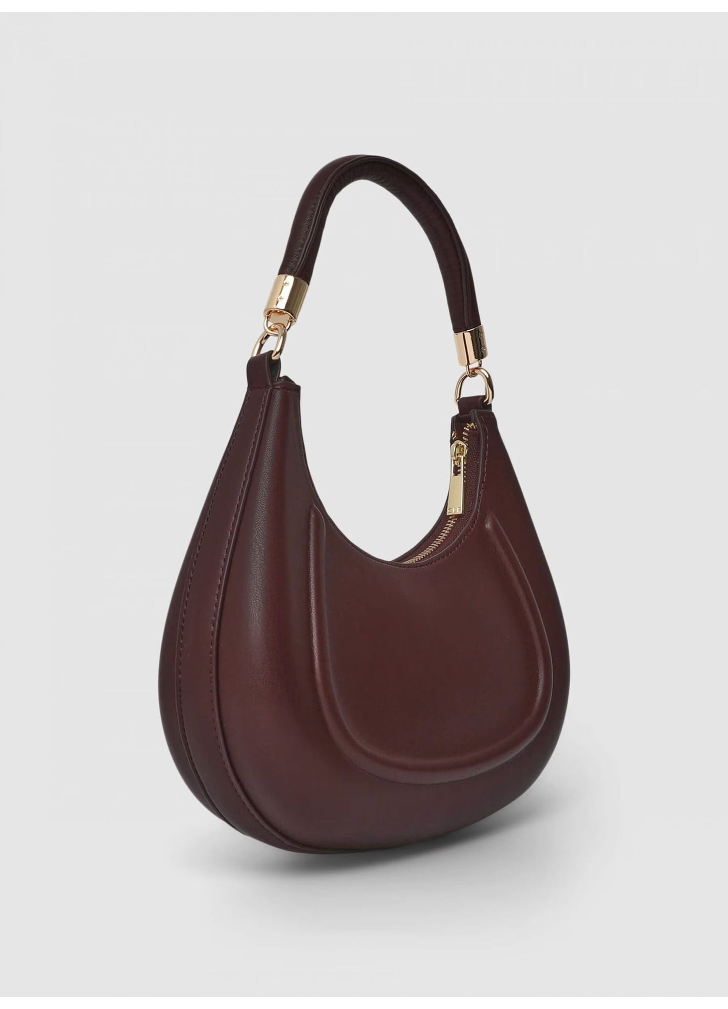 Bolsa dura en forma de media luna