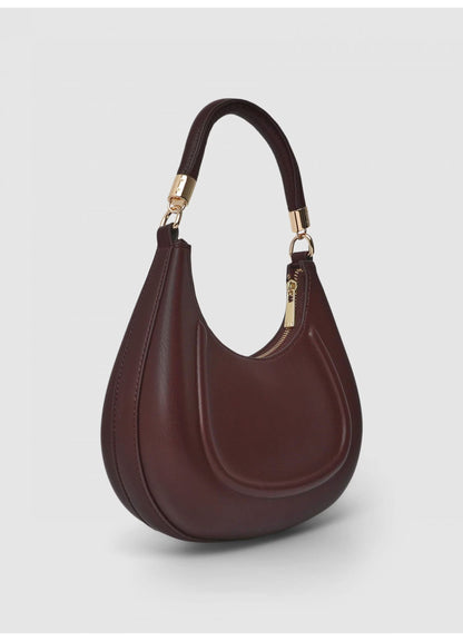 Bolsa dura en forma de media luna