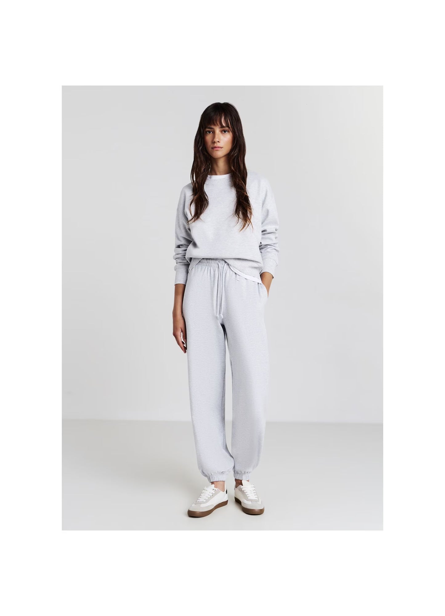 Pantalones Deportivos de Mujer – Casual y Cómodos